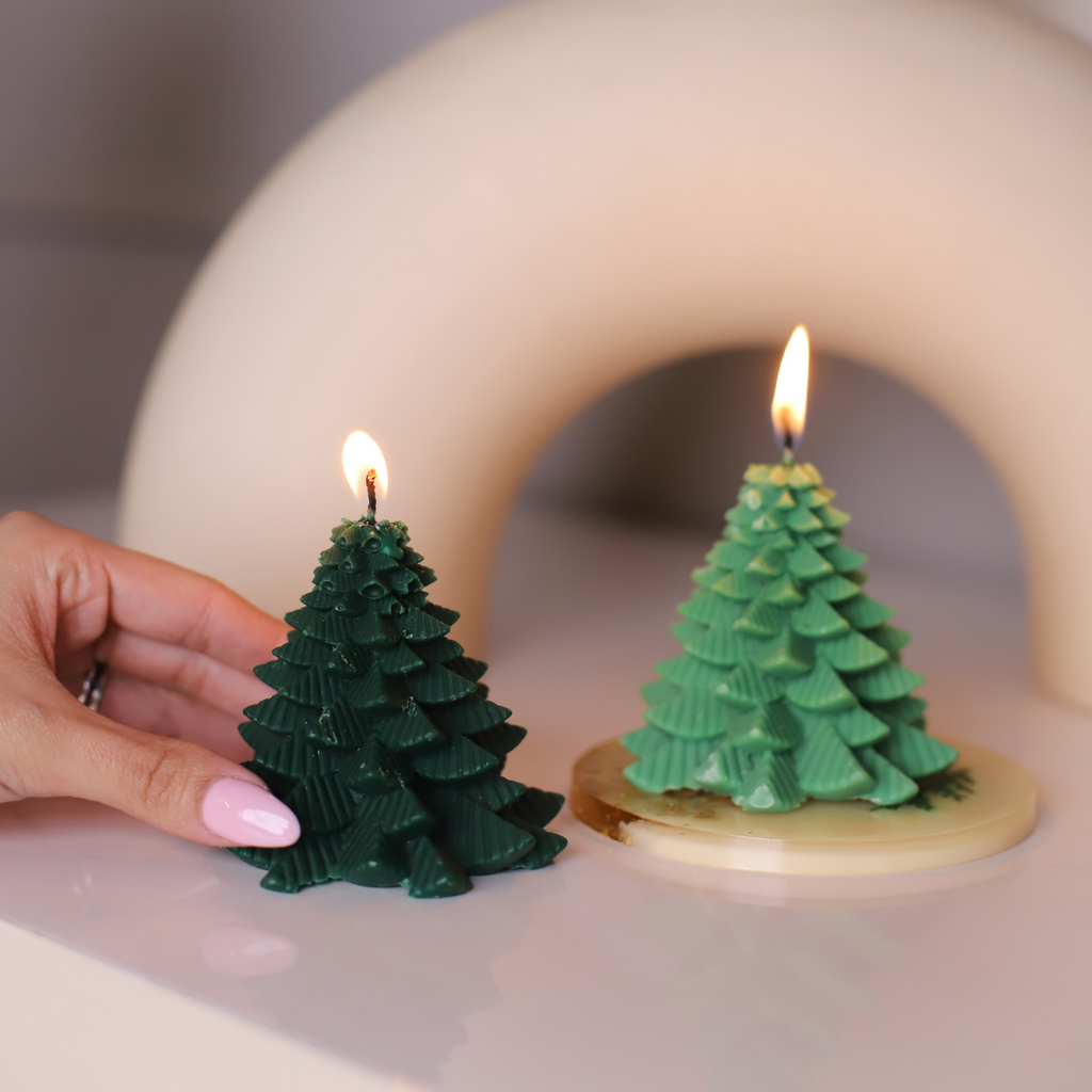 FREE GIFT: Scented Candle Christmas Tree (Lavendar Fragrance)